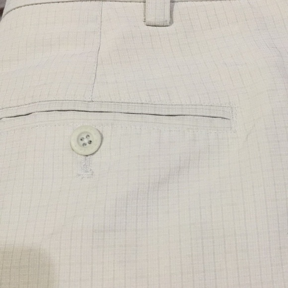 44 Waist Khaki Plaid Shorts - Picture 2 of 3